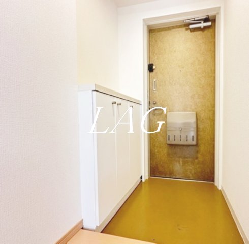 玄関　玄関です。