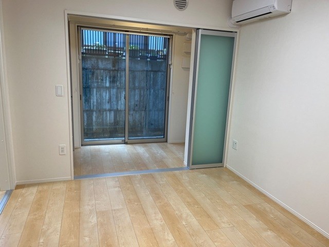 居室・リビング　10.6LDＫ☆