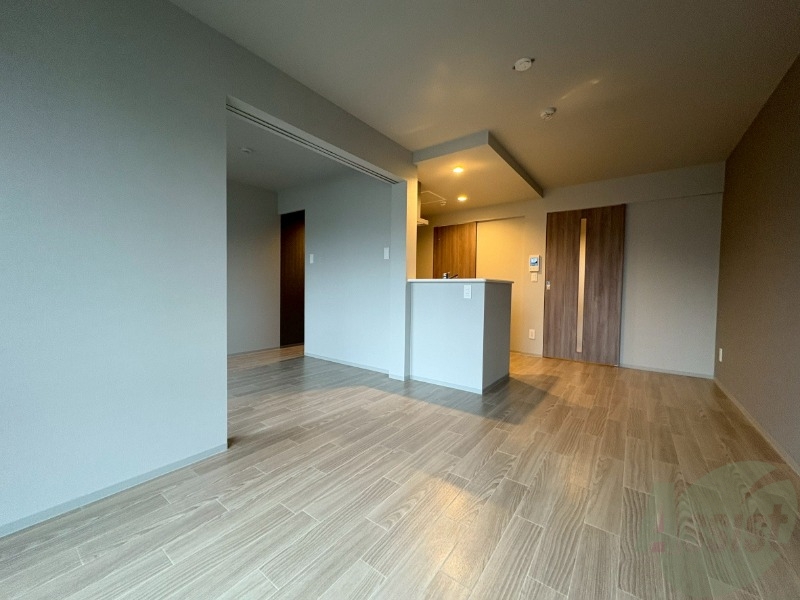 居室・リビング　広くてきれいなリビングです！快適に過ごせそうですね。