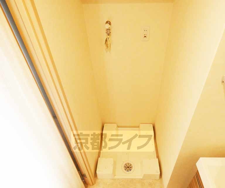 その他設備　しっかりとしたドアです。