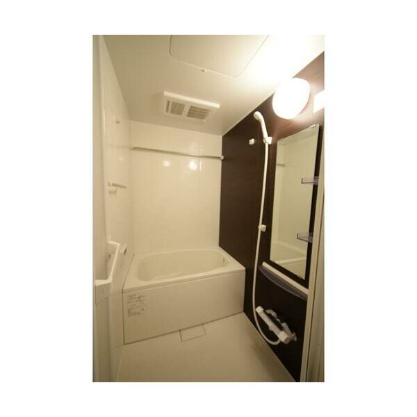 バス・シャワールーム　洗面