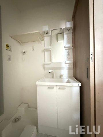 洗面設備　同シリーズ物件のモデルルームになります※現況優先