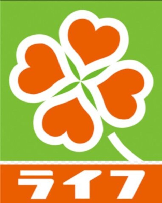 スーパー　ライフ堺筋本町店（スーパー）まで372m