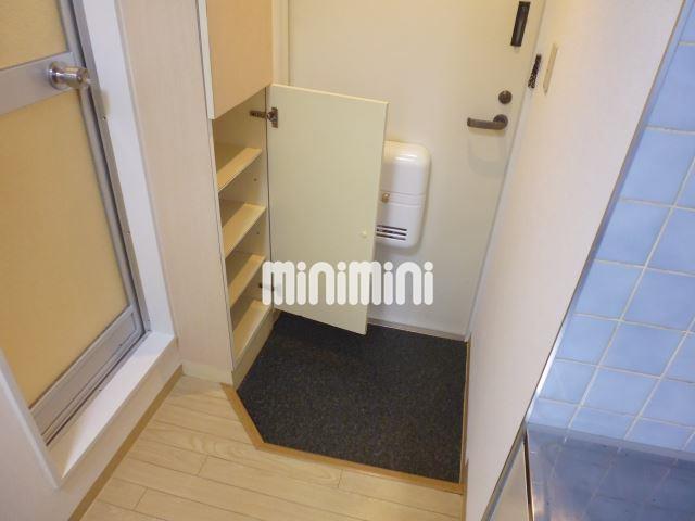 玄関　シューズＢＯＸ付き。