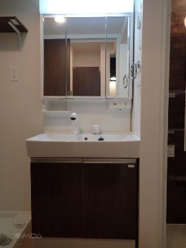 洗面設備　洗髪洗面化粧台