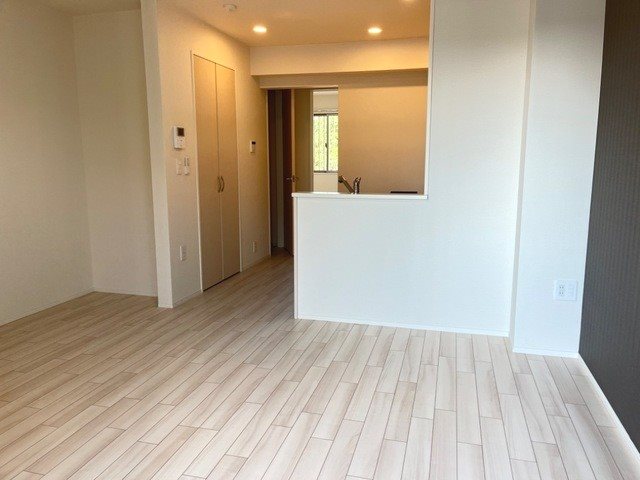 居室・リビング　類似物件写真使用