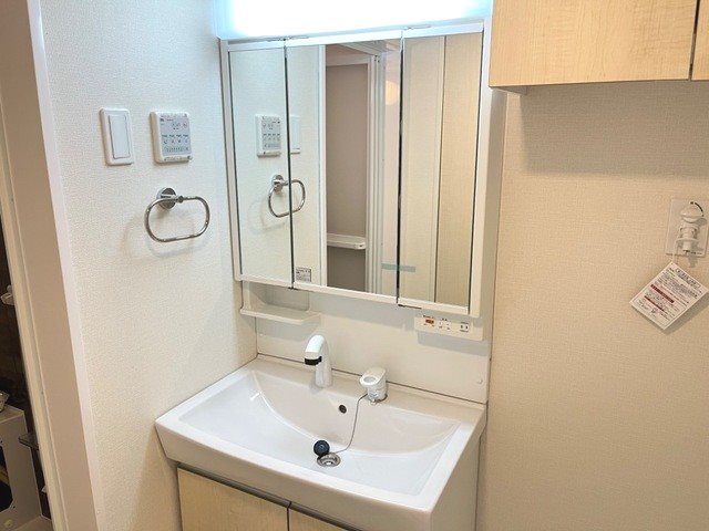 洗面設備　類似物件写真使用