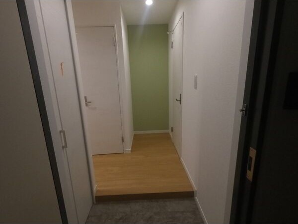 玄関　名古屋で一番初期費用の安い賃貸専門の不動産会社です(^^)