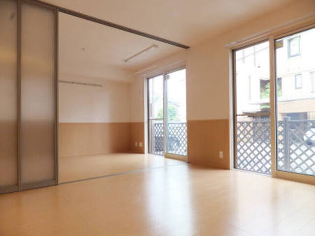 居室・リビング　リビング・南洋室