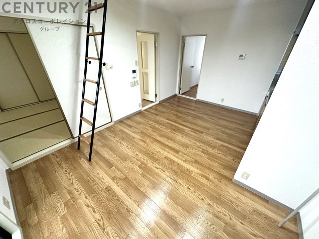 居室・リビング　ロフト付きのお部屋です♪