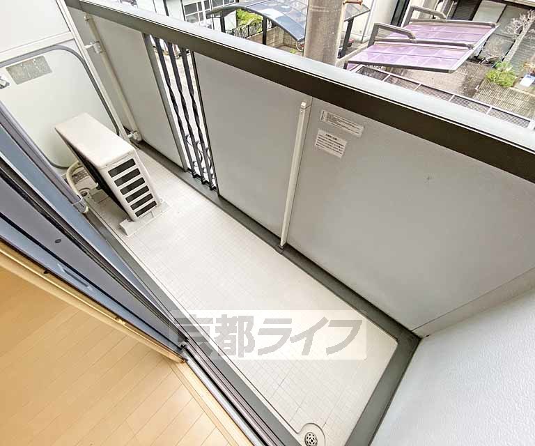 その他設備　広々としたバルコニーです。