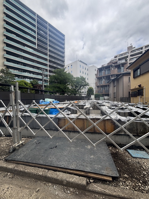 エントランス　～頑張って建築中～