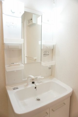 洗面設備　忙しい朝には欠かせない洗面所です