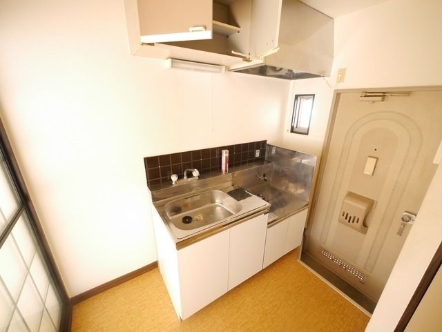 キッチン　★お部屋探しは株式会社タウンハウジング東京まで★