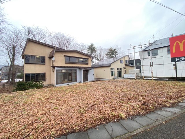 建物外観　家の前に広々としたスペースあり！