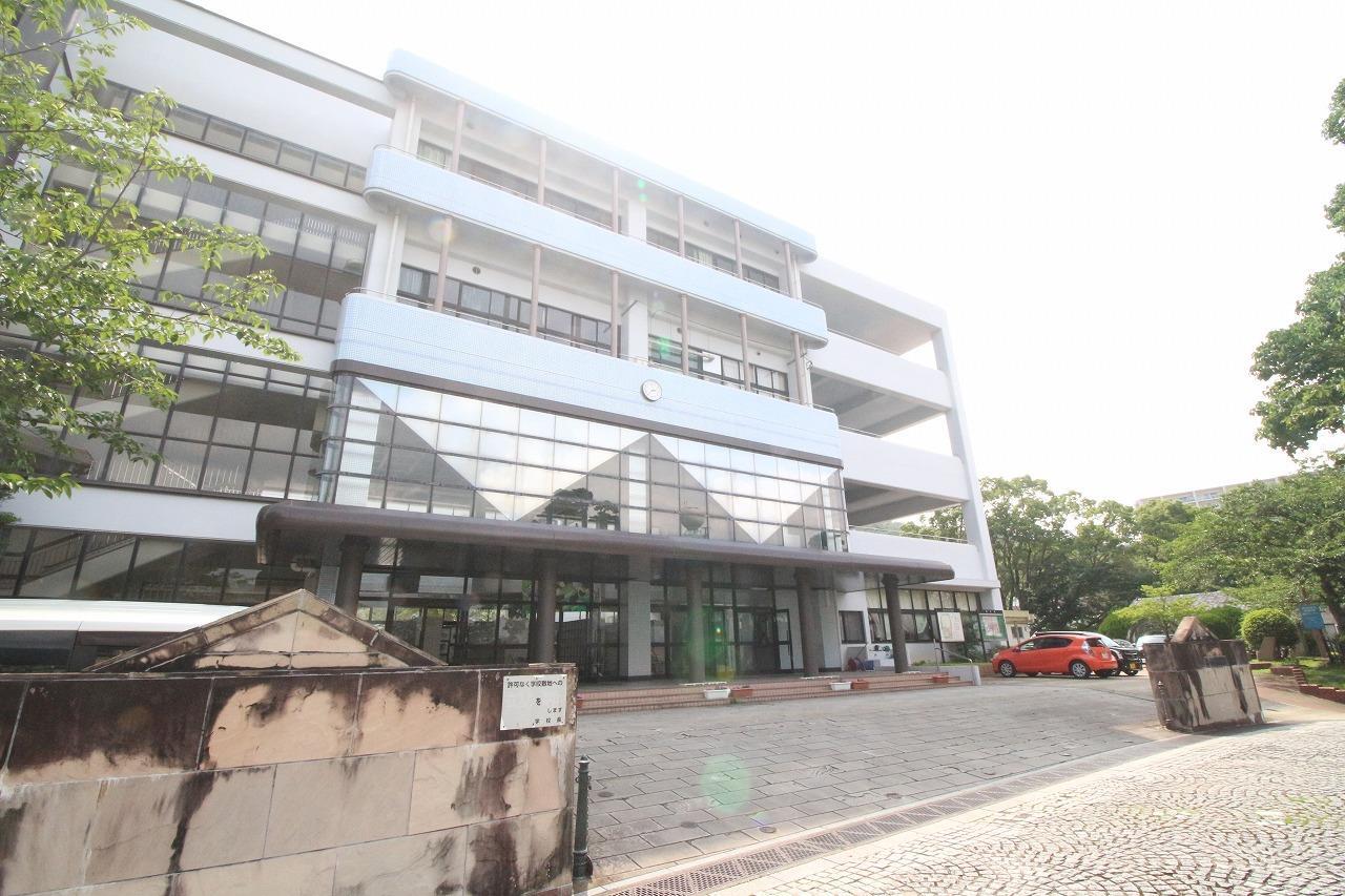 中学校　淵中学校（中学校）まで1000m