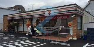 コンビニ　セブンイレブン市川末広1丁目店（コンビニ）まで60m
