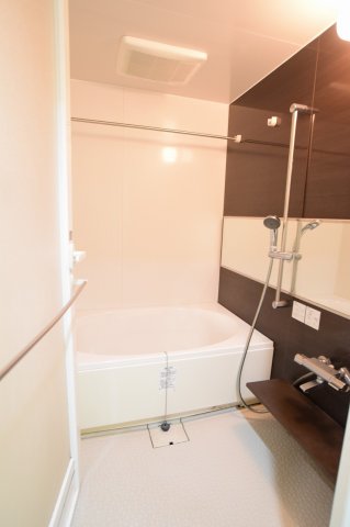 バス・シャワールーム　※建物内別間取参考写真