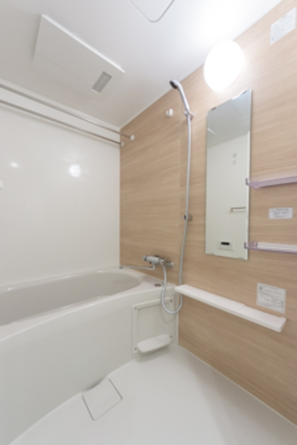 バス・シャワールーム　※写真は同タイプ住戸です。