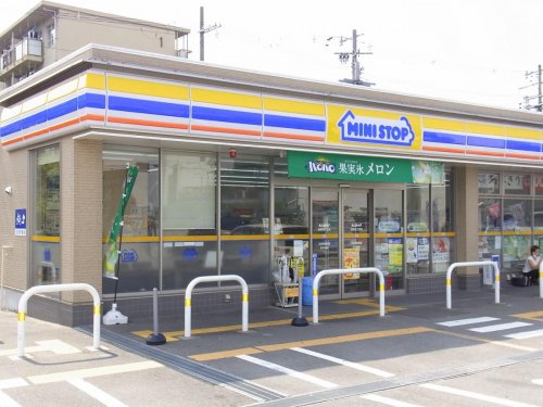 コンビニ　ミニストップ 加納8丁目店（コンビニ）まで296m