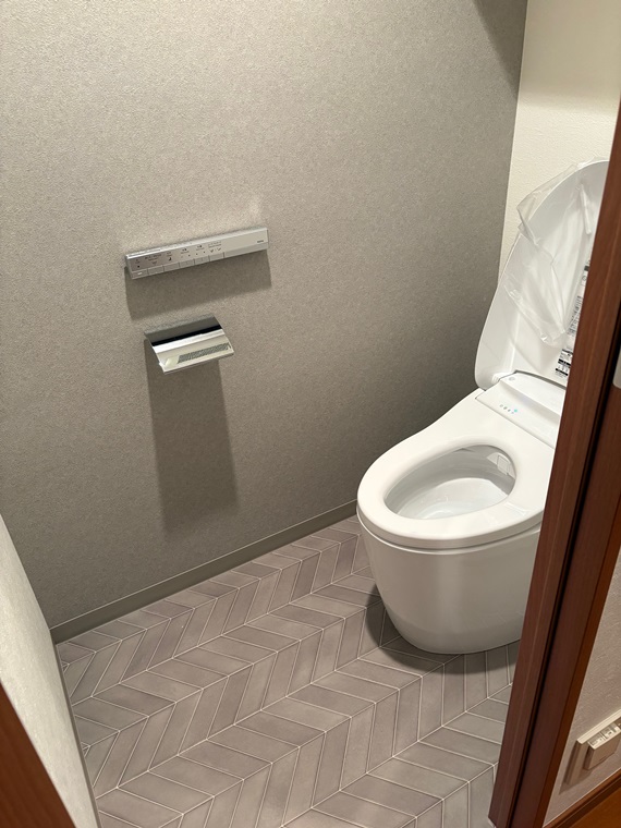 トイレ　コンパクトで使いやすいトイレです