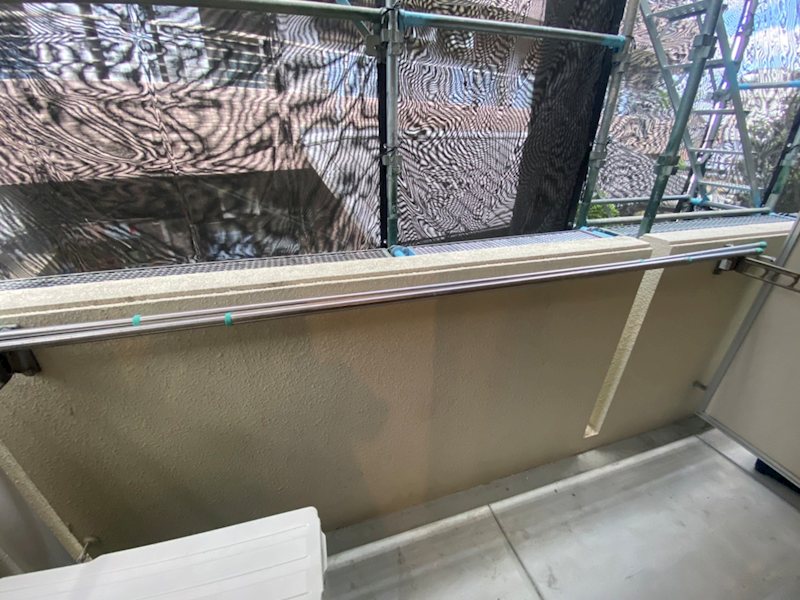バルコニー　同建物同号室の室内写真です。