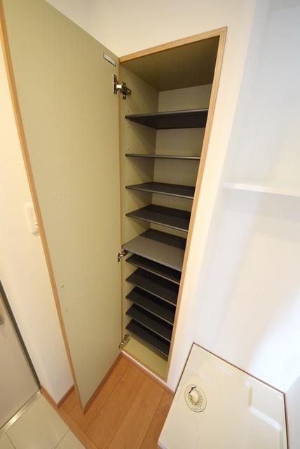 収納　※他部屋参考画像
