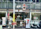 コンビニ　セブンイレブン荒川町屋駅前店（コンビニ）まで1m