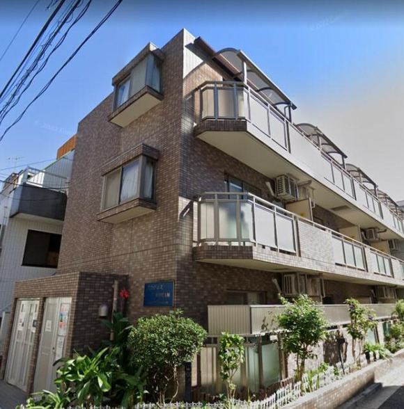 建物外観　外観は落ち着いています