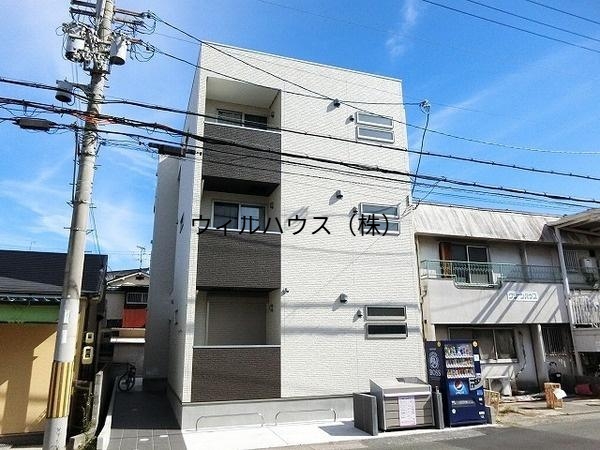 建物外観　駅近物件！