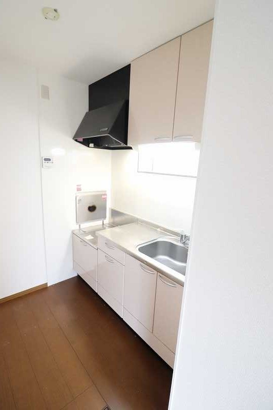 キッチン　※同物件、別部屋になります。