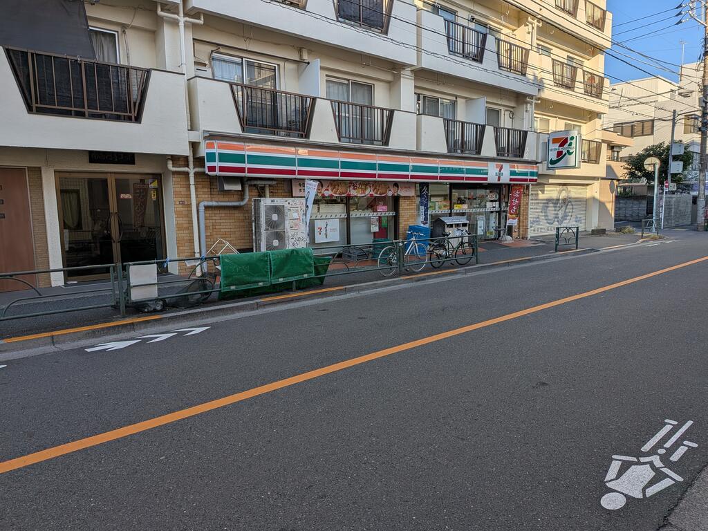 コンビニ　セブンイレブン東高円寺店（コンビニ）まで348m