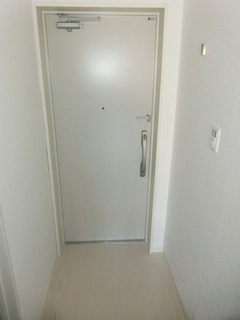 玄関　シューズボックス付