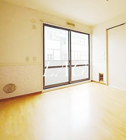 居室・リビング　洋室のお部屋です。（同仕様です。）