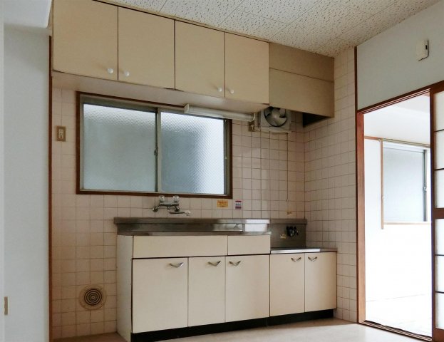 キッチン　キッチン用品もしっかり収納できます♪