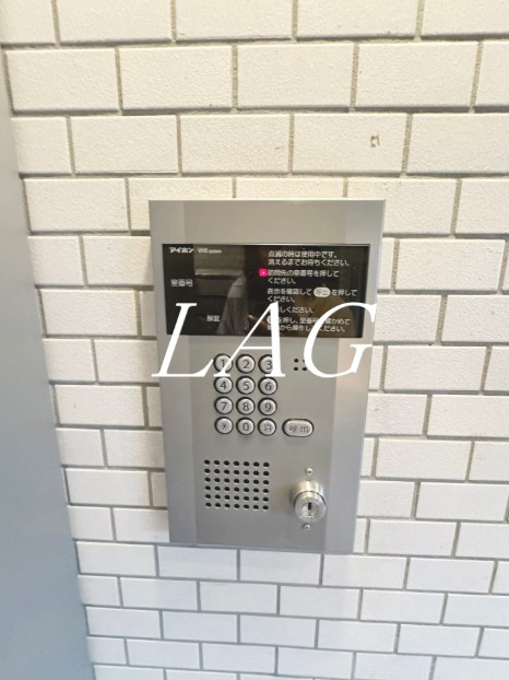 セキュリティ　オートロックになります。
