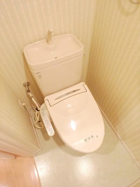 トイレ　★シャワートイレ★