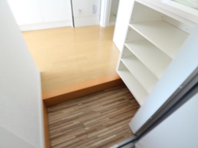 玄関　シンプルで使いやすい玄関です