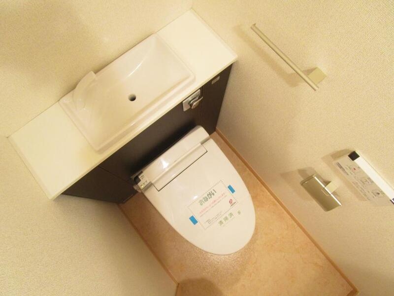 トイレ　綺麗なお手洗いにトイレの神様も満足です