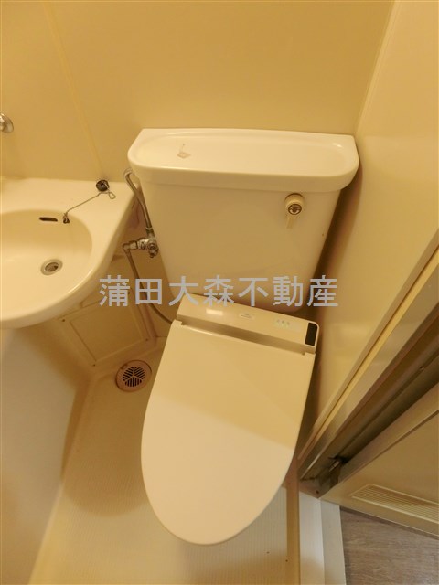 トイレ　トイレ　温水洗浄便座