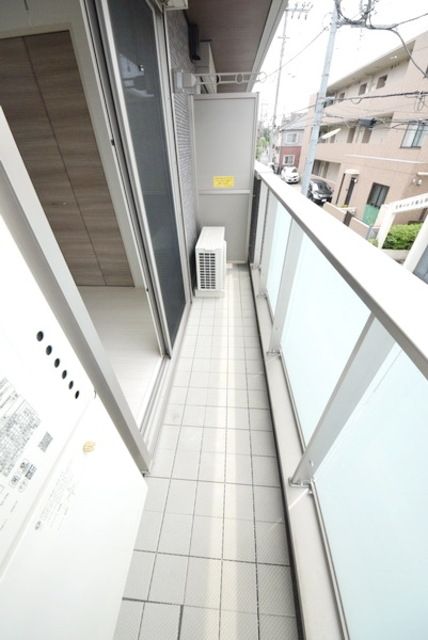 バルコニー　★日当たりのいいバルコニー付きです★