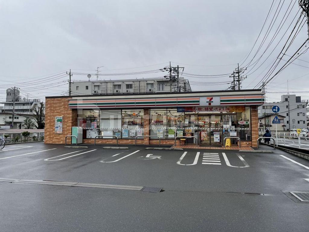コンビニ　セブンイレブンさいたま宮原4丁目店（コンビニ）まで680m