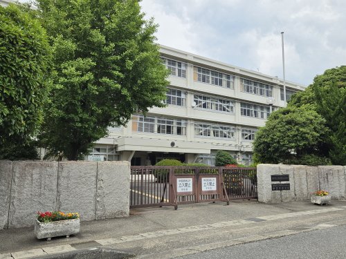 高校・高専　静岡県立田方農業高等学校（高校・高専）まで373m