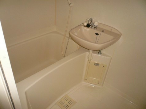 洗面設備　家具家電付