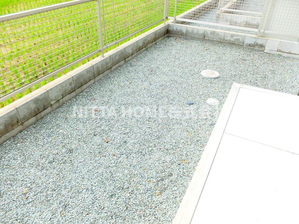 庭　専用テラスになります★