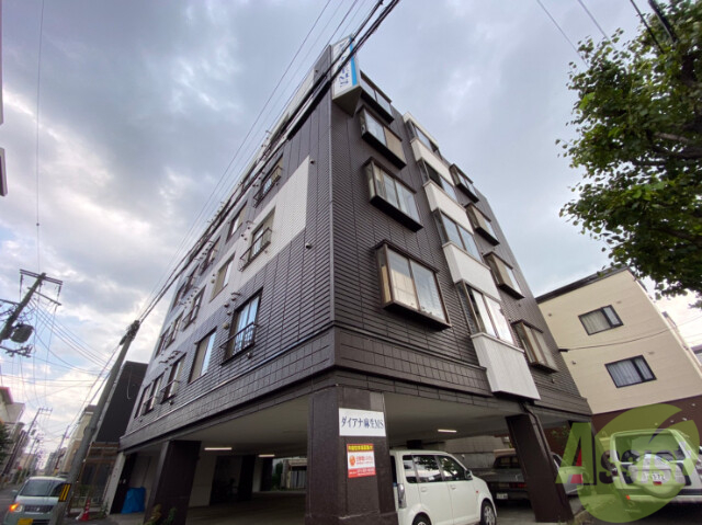 建物外観　札幌市北区北「ダイアナ麻生マンション」
