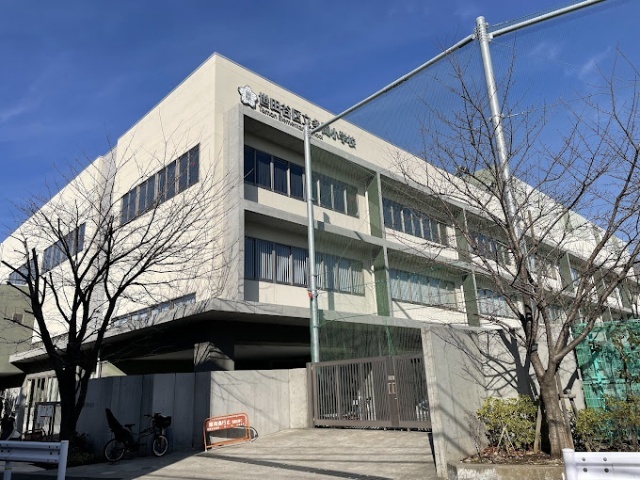 小学校　世田谷区立多聞小学校（小学校）まで380m