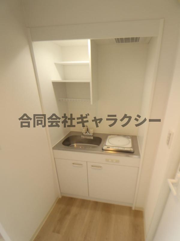 キッチン　IHコンロ付きのミニキッチン