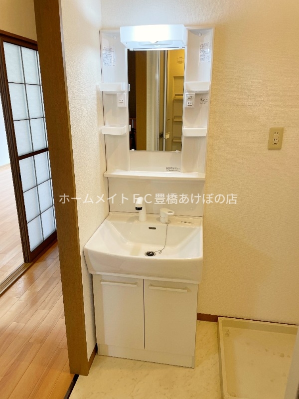洗面設備　同型別部屋写真