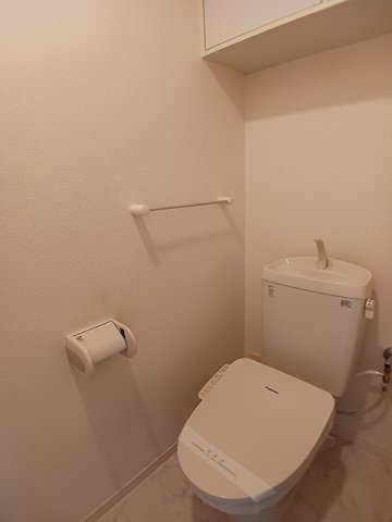 トイレ　コンパクトで使いやすいトイレです